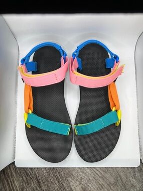 Women’s Teva Sandals Size 10